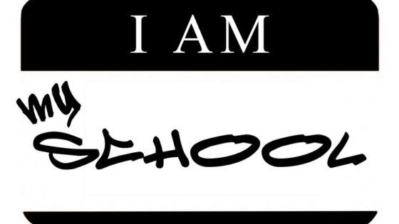 i am my school logo