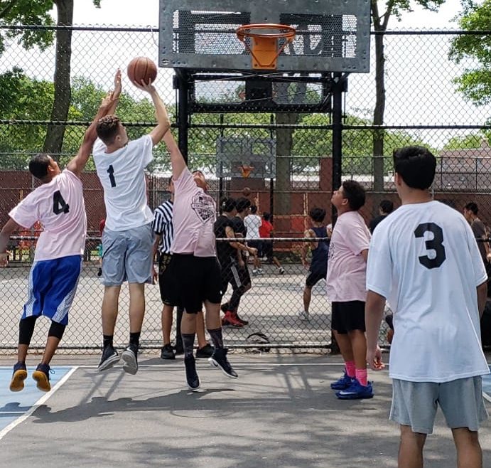 thrive sports basketball game