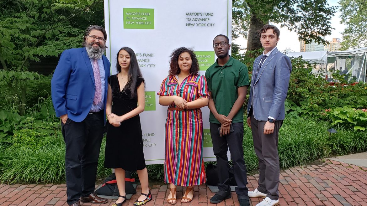 Thrive Artists at the Mayors Fund